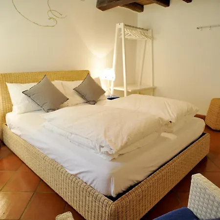 Stop & Sleep Apartment *